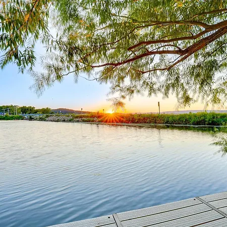 Okee Bay House On Lake Wisconsin With Private Dock!